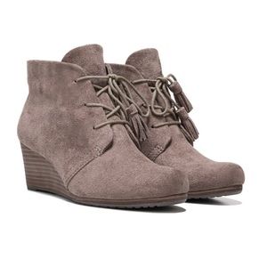 Dr. Scholl’s Dakota Wedge Booties (New in Box)